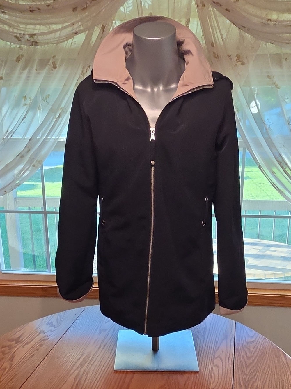Big Chill Women’s Black Hooded Zip-Front Mid-Length Jacket Size M